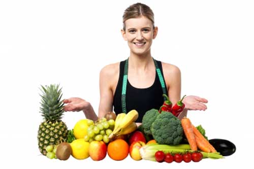 woman giving tip to eat healthy fruit and vegetables to prevent breast cancer